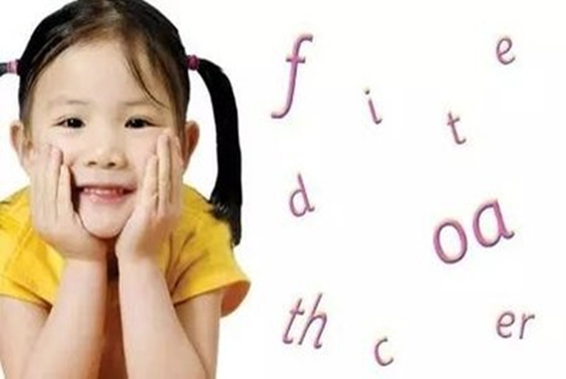  正確引導孩子學英語